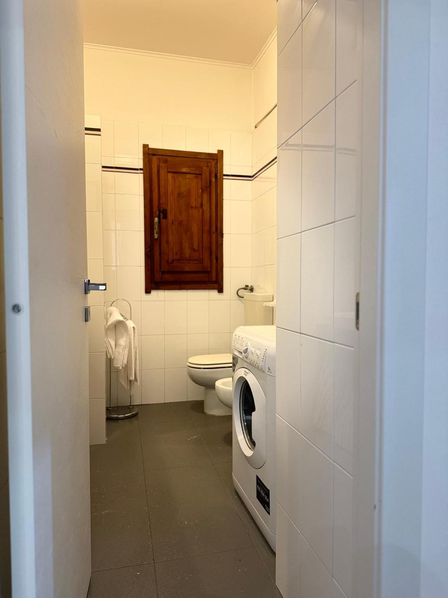 Fl Apartments Nel Corso カリアリ エクステリア 写真